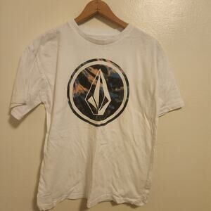 Volcom youth T-shirt size XL